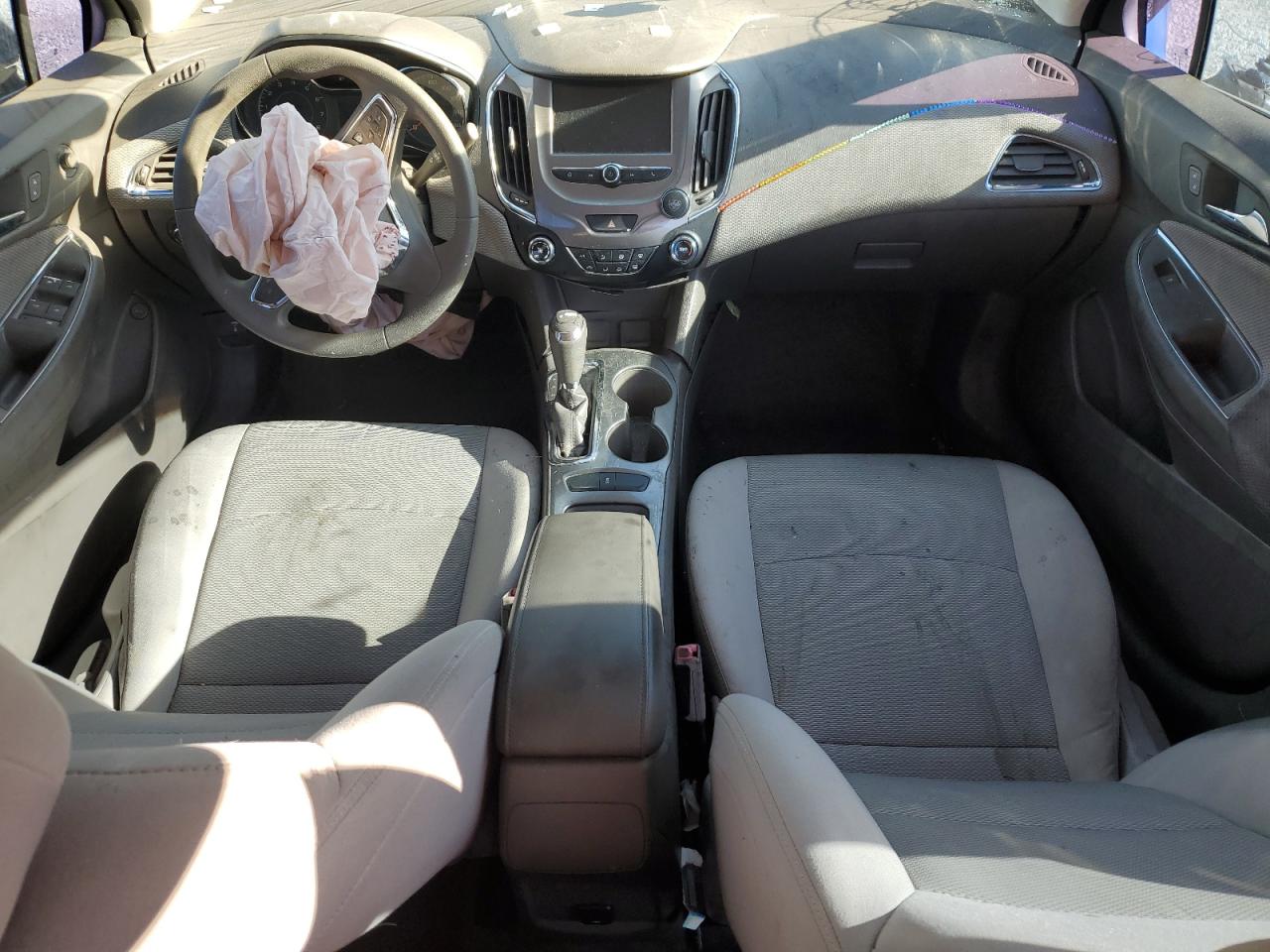 2018 Chevrolet Cruze Lt VIN: 1G1BE5SM4J7226566 Lot: 92592205