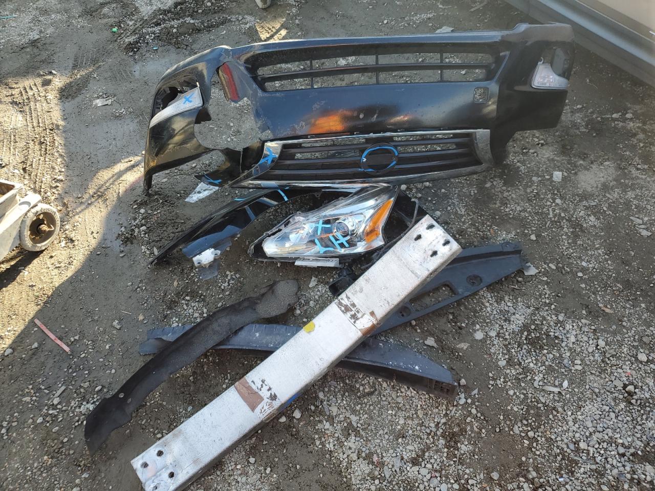 2015 Nissan Altima 2.5 VIN: 1N4AL3AP8FN404321 Lot: 93774795