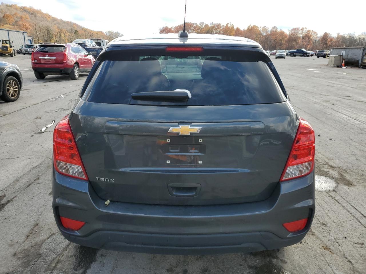 2020 Chevrolet Trax Ls VIN: 3GNCJKSB0LL138446 Lot: 92032535