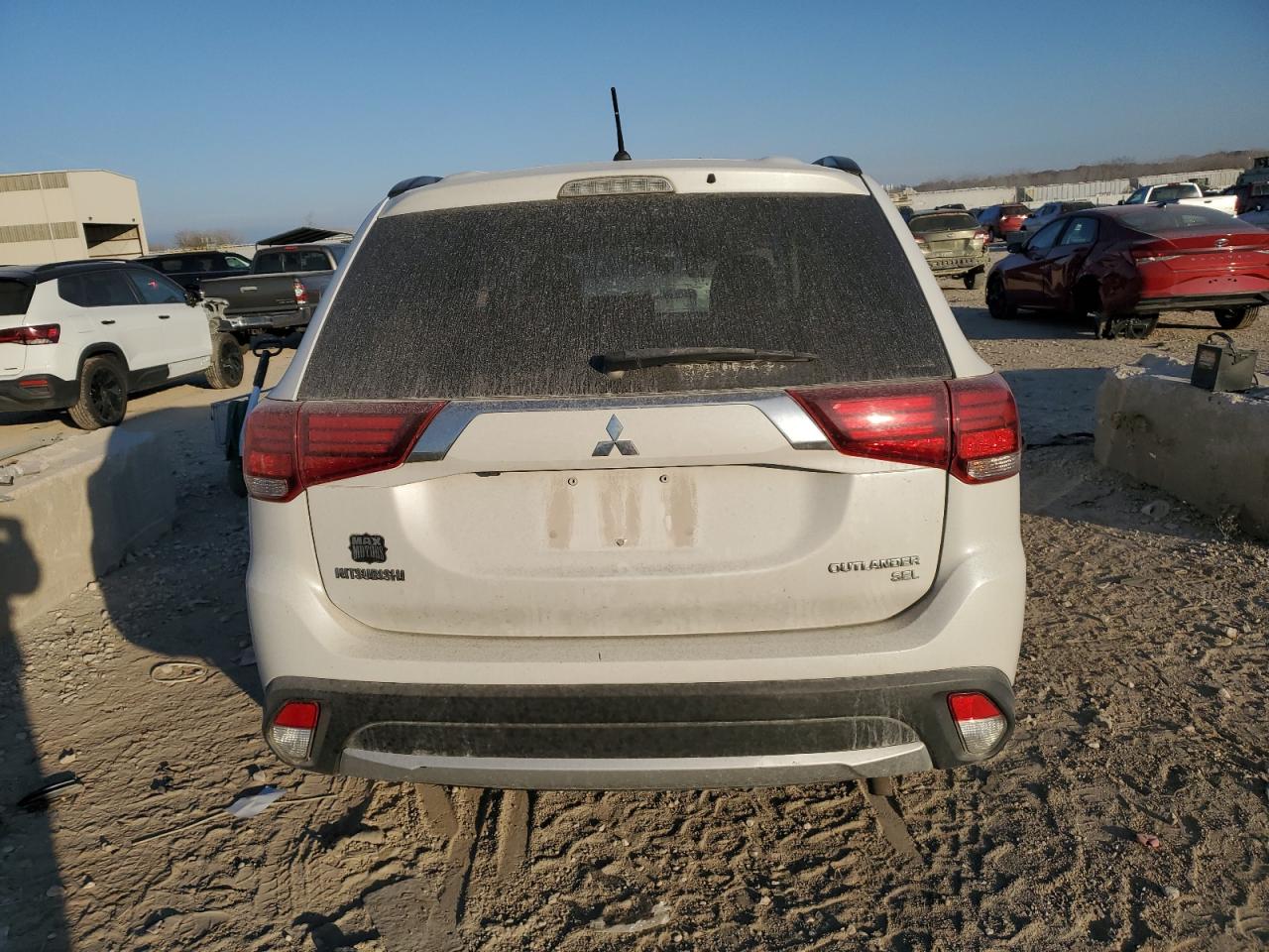 2016 Mitsubishi Outlander Se VIN: JA4AZ3A37GZ046610 Lot: 93295145