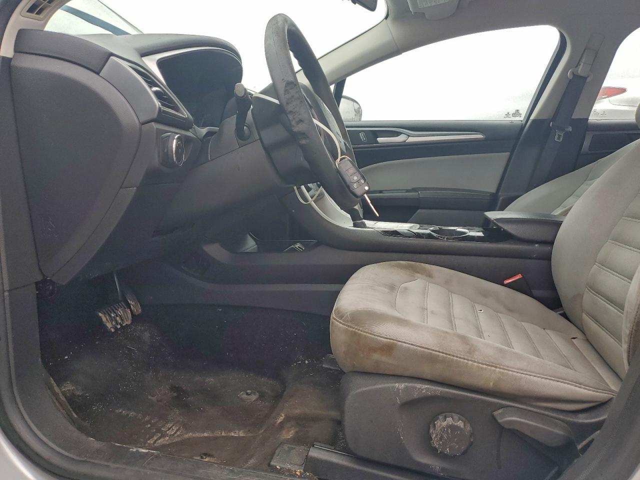 2014 Ford Fusion S VIN: 1FA6P0G74E5380453 Lot: 93957265