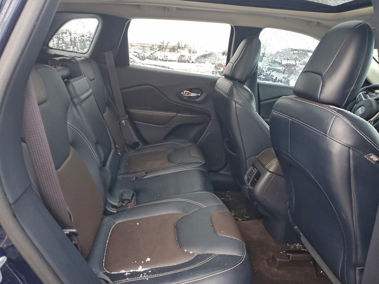 2015 Jeep Cherokee Limited VIN: 1C4PJMDS9FW640213 Lot: 93388615