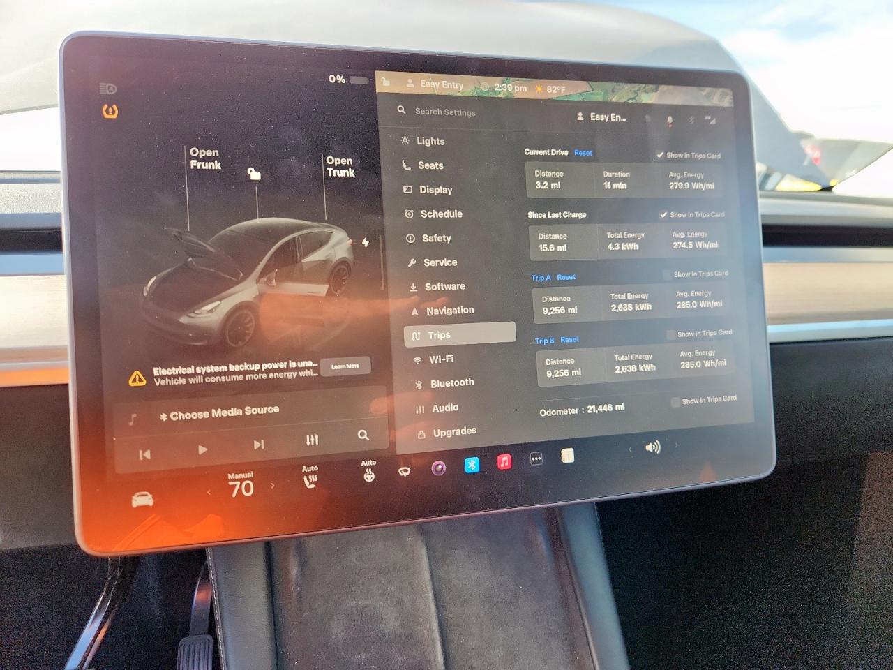 2023 Tesla Model Y VIN: 7SAYGDEE0PF887351 Lot: 94548345