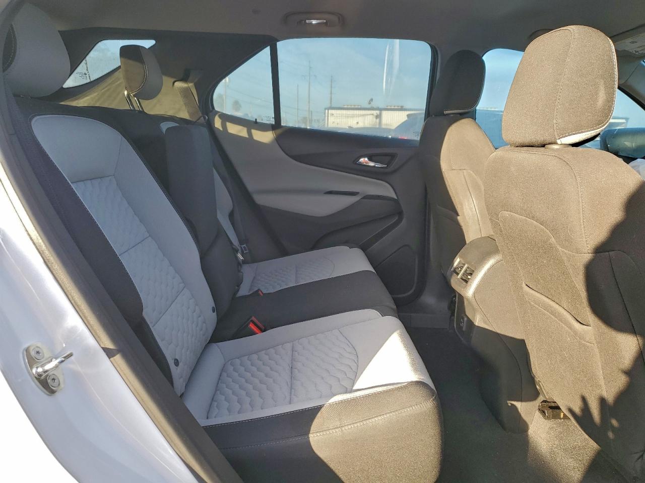 2019 Chevrolet Equinox Lt VIN: 3GNAXKEV8KS596834 Lot: 94400835