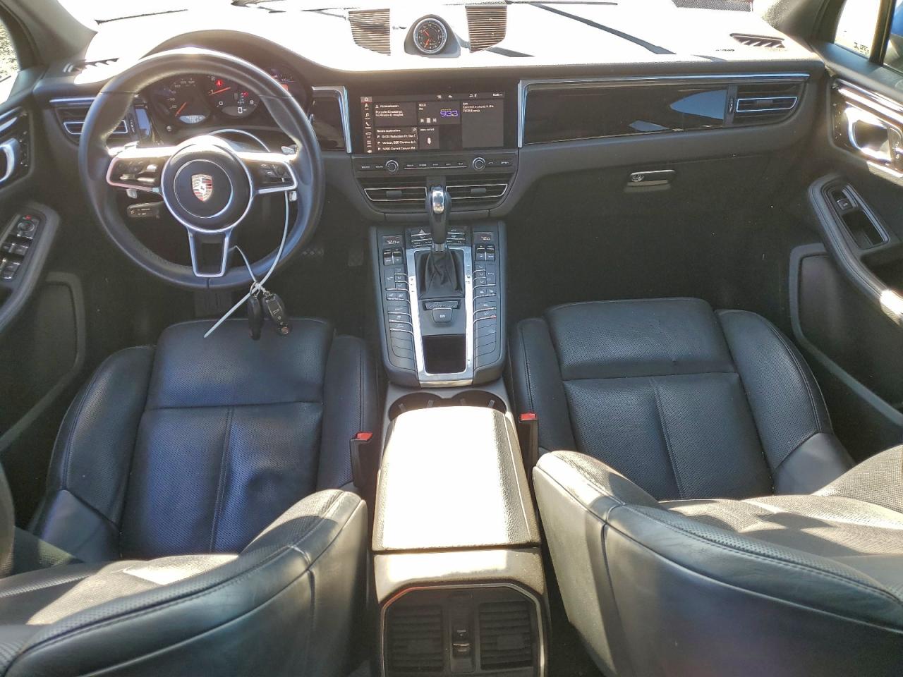 2020 Porsche Macan VIN: WP1AA2A52LLB03669 Lot: 94442435