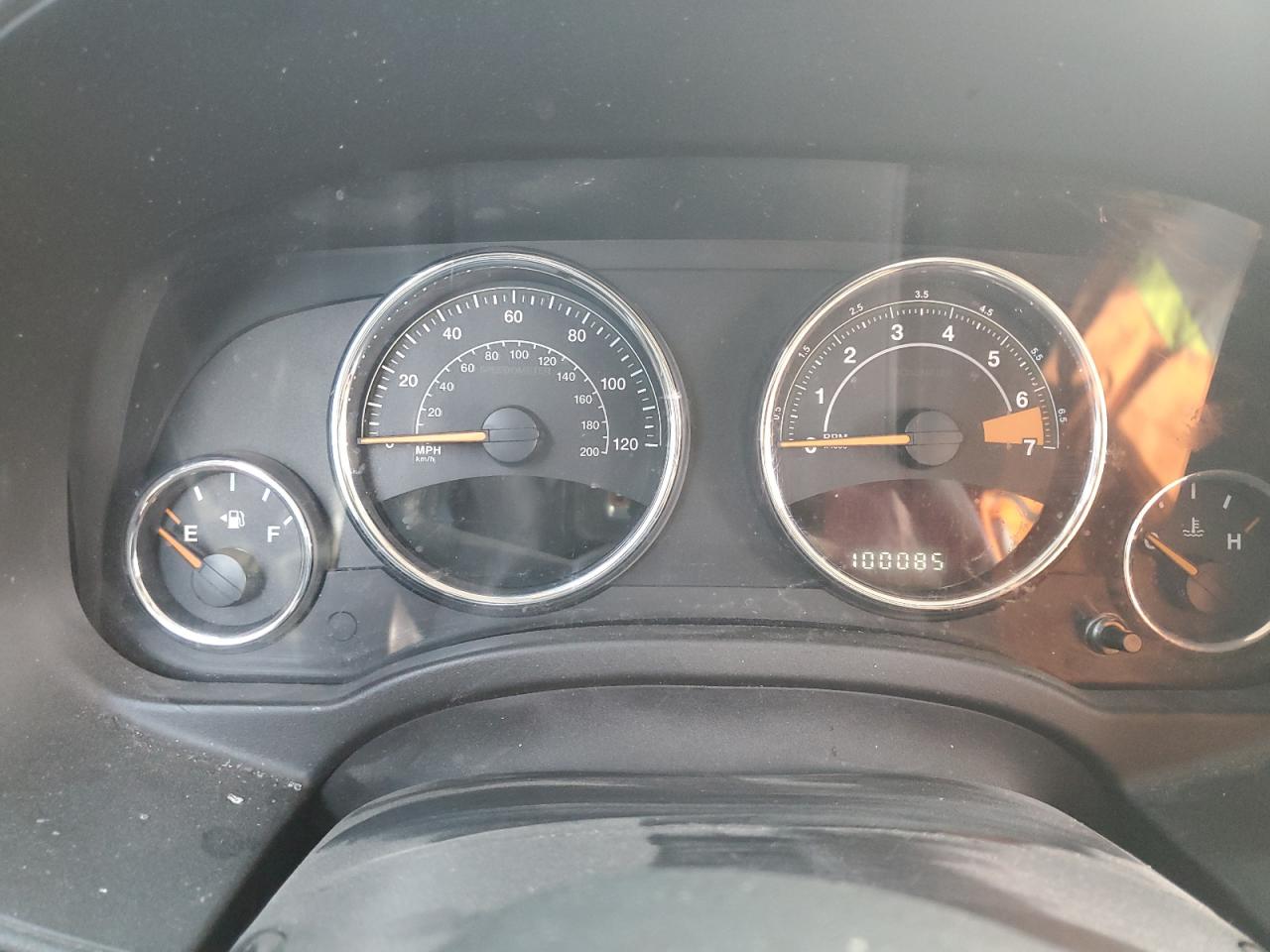 2015 Jeep Compass Latitude VIN: 1C4NJCEB2FD107146 Lot: 92188935