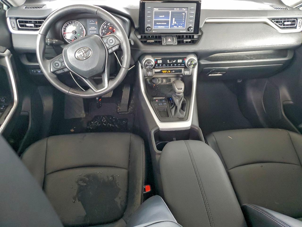 2022 Toyota Rav4 Xle Premium VIN: 2T3C1RFV3NW198786 Lot: 94460435