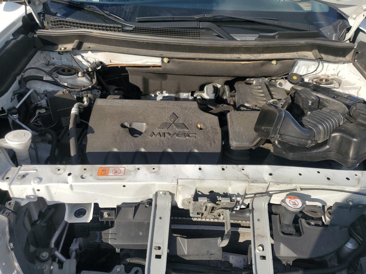 2020 Mitsubishi Outlander Es VIN: JA4AD2A33LZ033775 Lot: 89507755