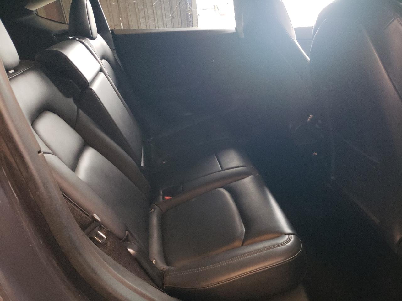 2021 Tesla Model Y VIN: 5YJYGDEE1MF073525 Lot: 92325595