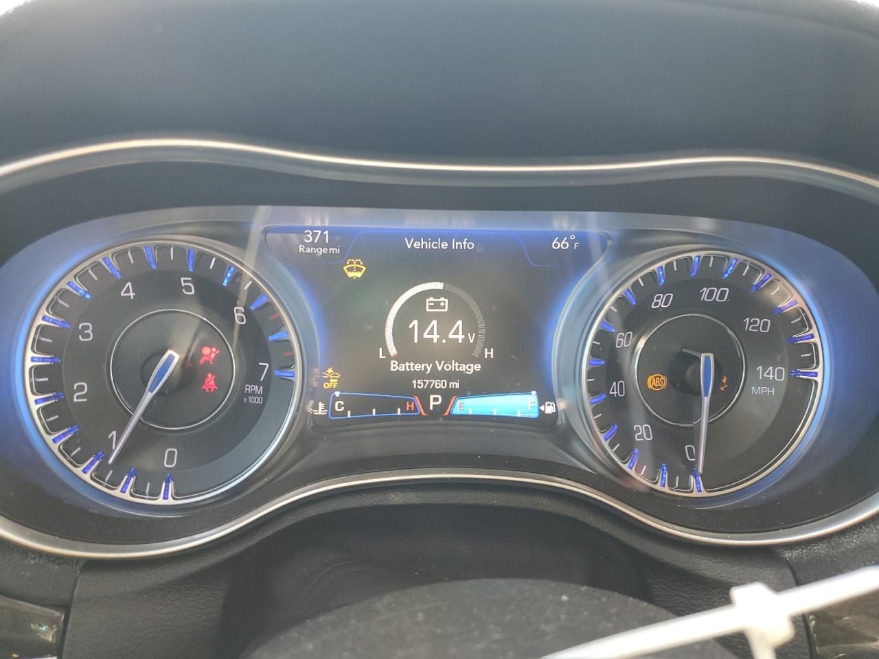 2017 Chrysler 300C VIN: 2C3CCAEG5HH586304 Lot: 91197615