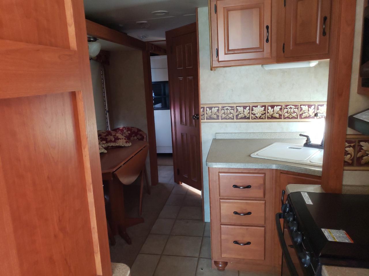 2007 Ford F550 Super Duty Stripped Chassis VIN: 1F6NF53YX70A03813 Lot: 92252505