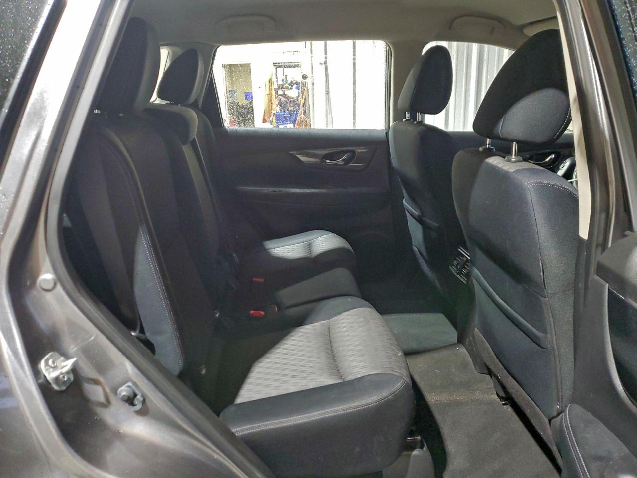 2017 Nissan Rogue S VIN: JN8AT2MV1HW251152 Lot: 93883365