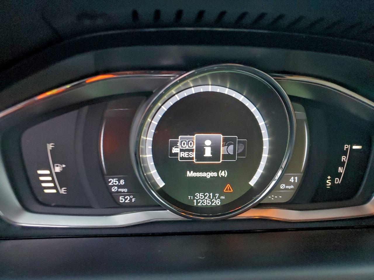 2016 Volvo Xc60 T5 Premier VIN: YV4612RK5G2842450 Lot: 94962445