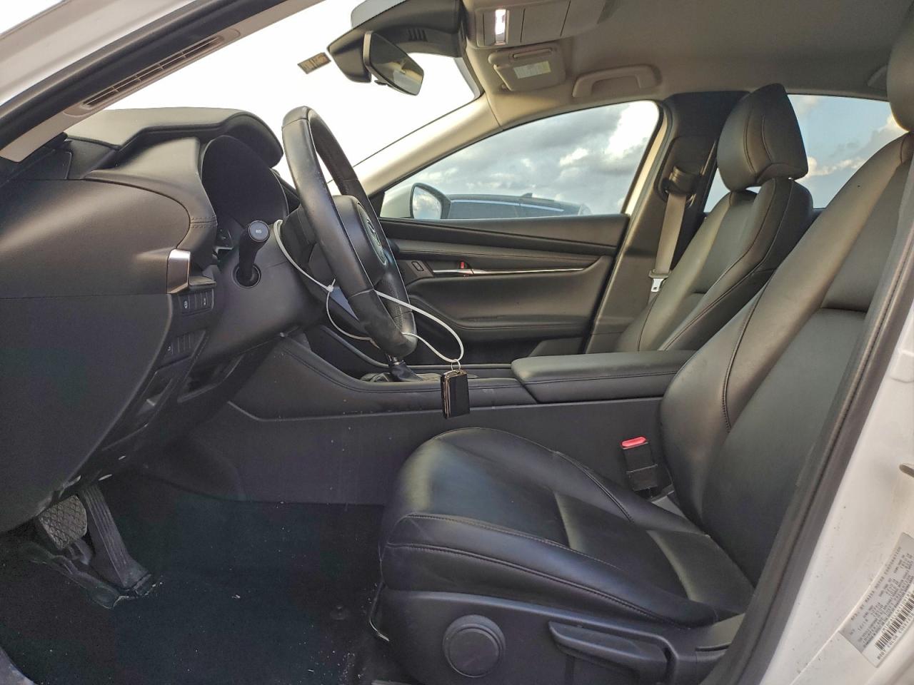 2019 Mazda 3 Preferred Plus VIN: JM1BPACL4K1109185 Lot: 94149565