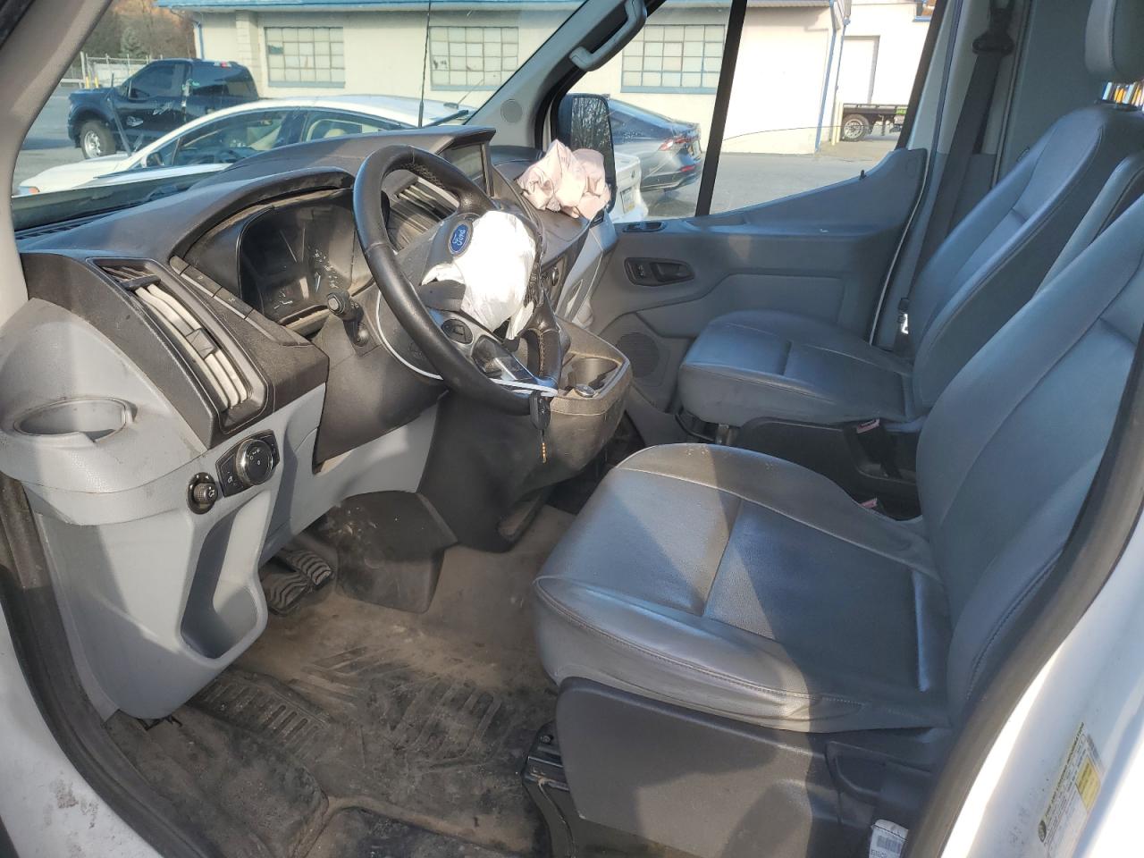 2019 Ford Transit Delivery Van VIN: 1FTYR2CM9KKB88415 Lot: 91466185