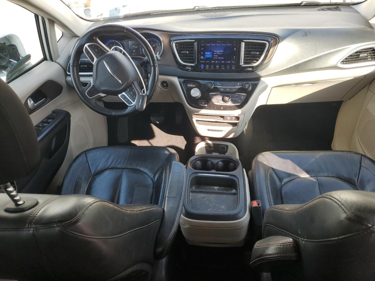 2017 Chrysler Pacifica Touring L VIN: 2C4RC1BG7HR583652 Lot: 93207075