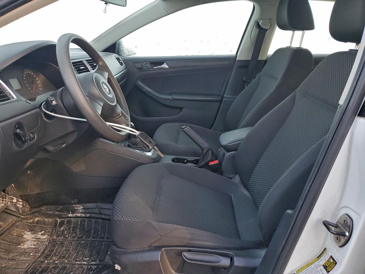 2013 Volkswagen Jetta Base VIN: 3VW2K7AJ5DM448673 Lot: 94167335