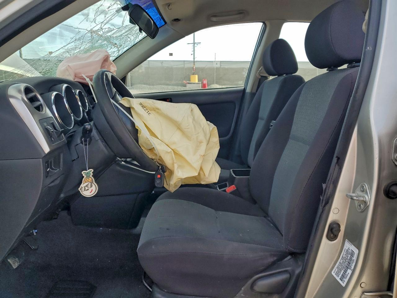 2004 Toyota Corolla Matrix Xr VIN: 2T1KR32E04C199765 Lot: 93416865