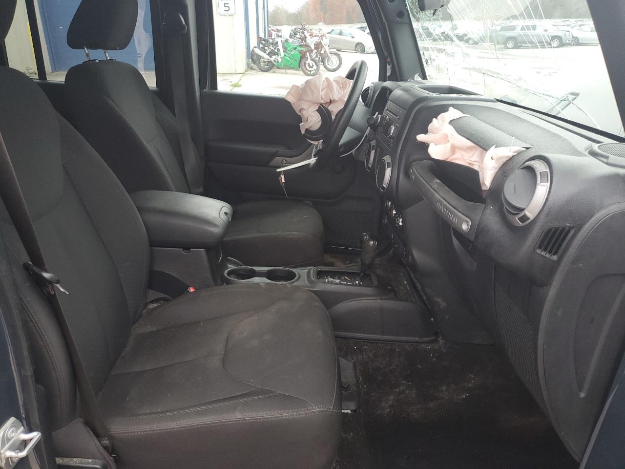 2016 Jeep Wrangler Unlimited Sport VIN: 1C4BJWDG6GL220879 Lot: 93696565