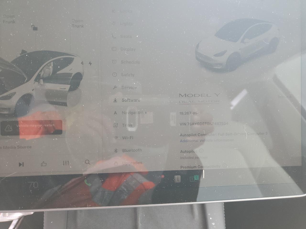 2022 Tesla Model Y VIN: 7SAYGDEF0NF487554 Lot: 93556965