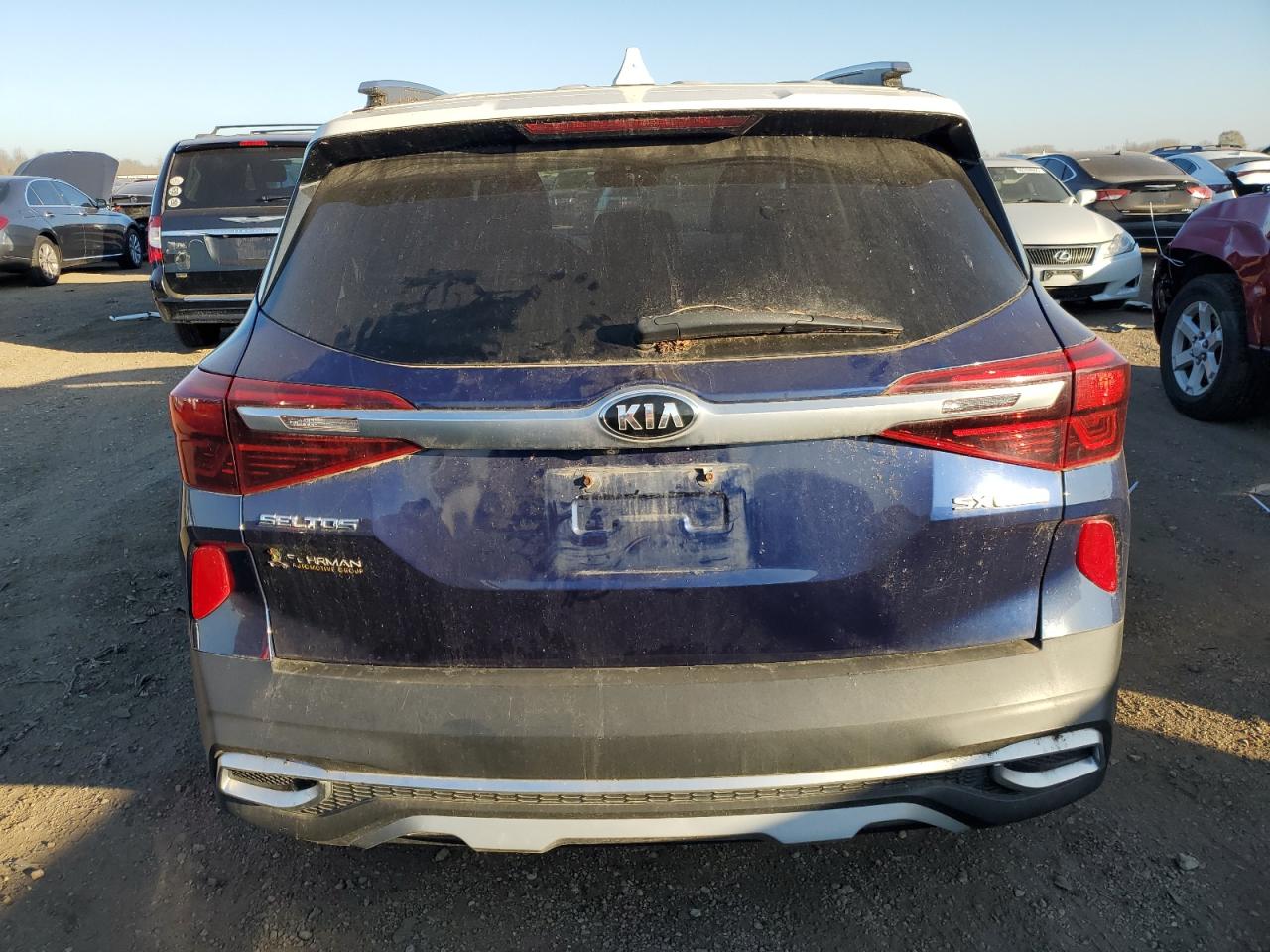 2021 Kia Seltos Sx VIN: KNDETCA23M7055103 Lot: 92425335