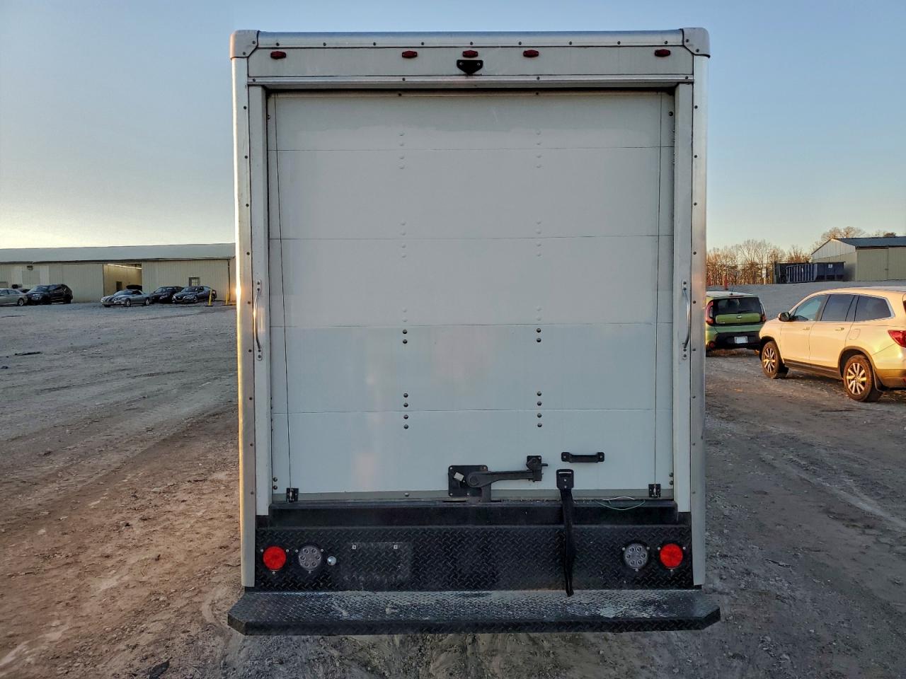 2024 Chevrolet Express G3500 VIN: 1GB0GRF71R1215290 Lot: 94449475