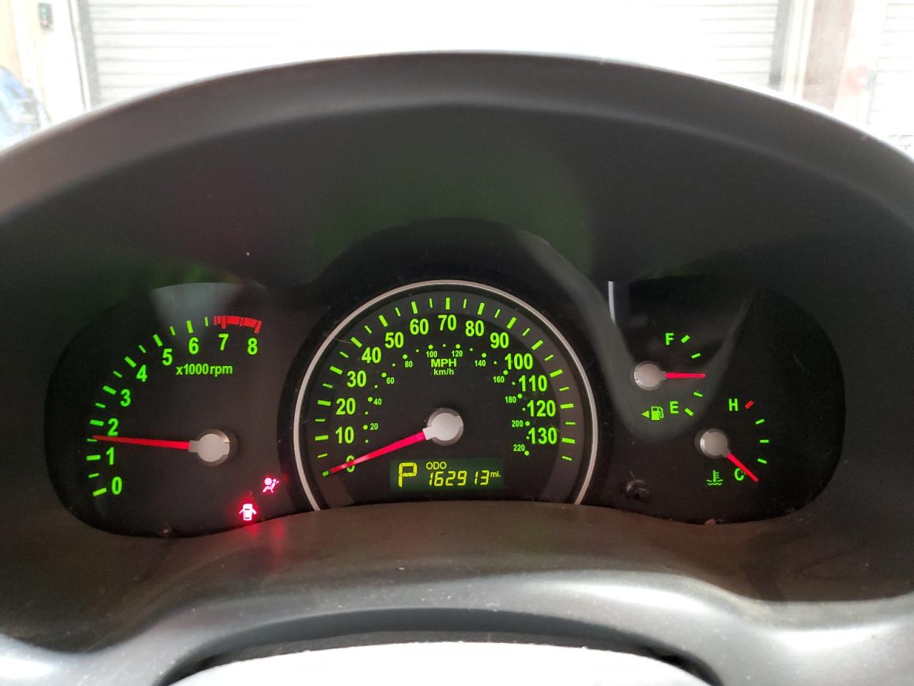 2011 Kia Sedona Lx VIN: KNDMG4C77B6378040 Lot: 92483125