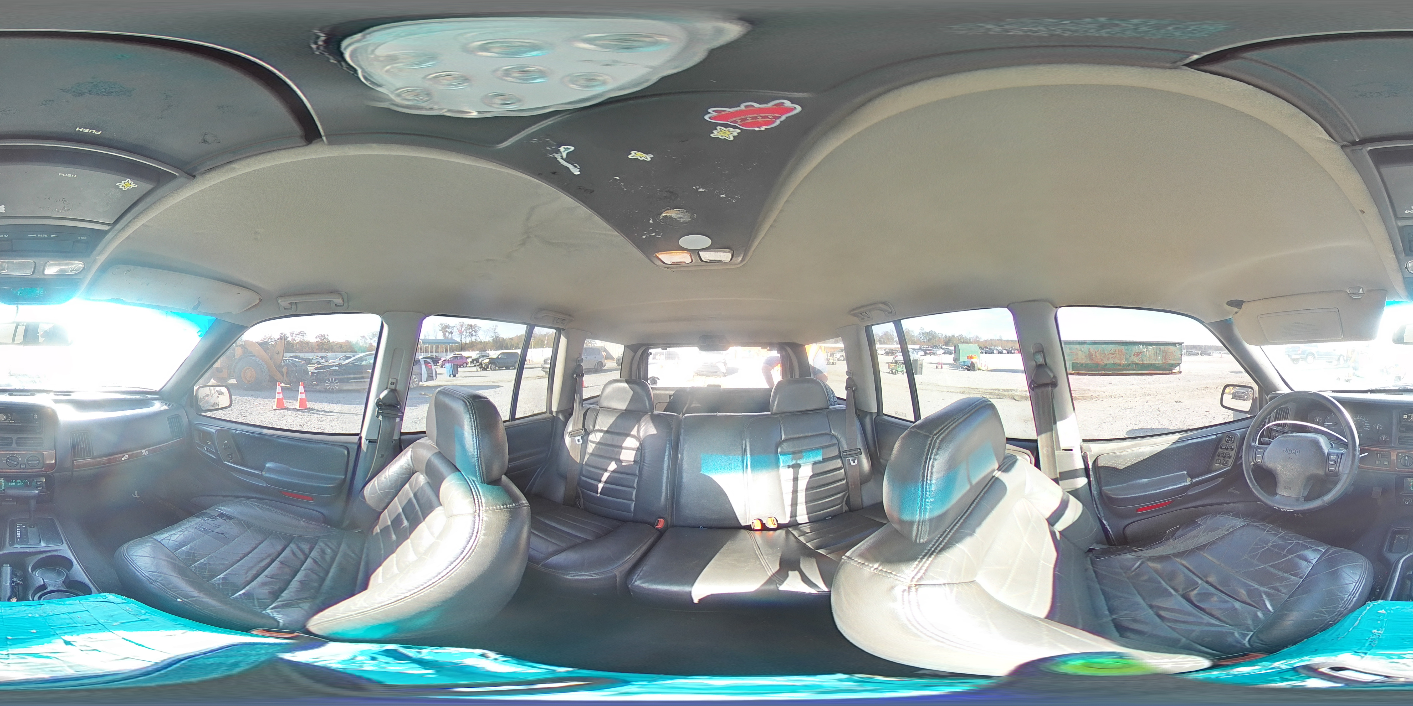 1997 Jeep Grand Cherokee Laredo VIN: 1J4FX58S8VC559059 Lot: 92583105