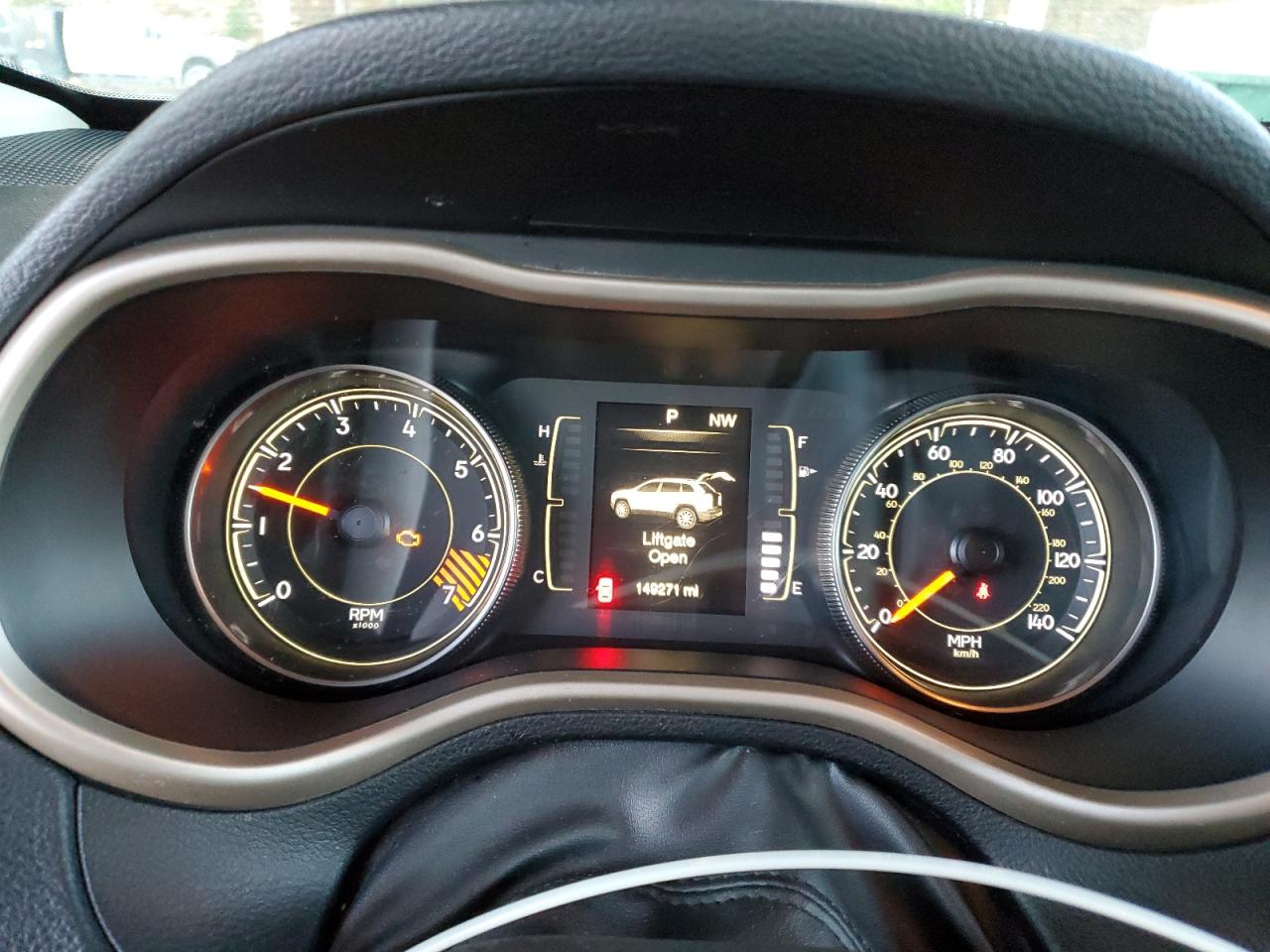 2015 Jeep Cherokee Latitude VIN: 1C4PJLCB0FW508050 Lot: 92298045