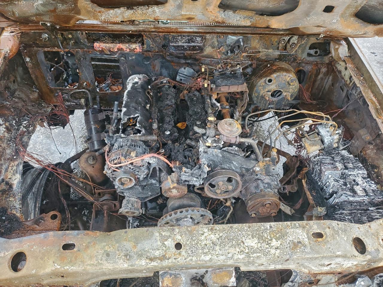 2010 Ford Ranger Super Cab VIN: 1FTLR1FE3APA71827 Lot: 94085315