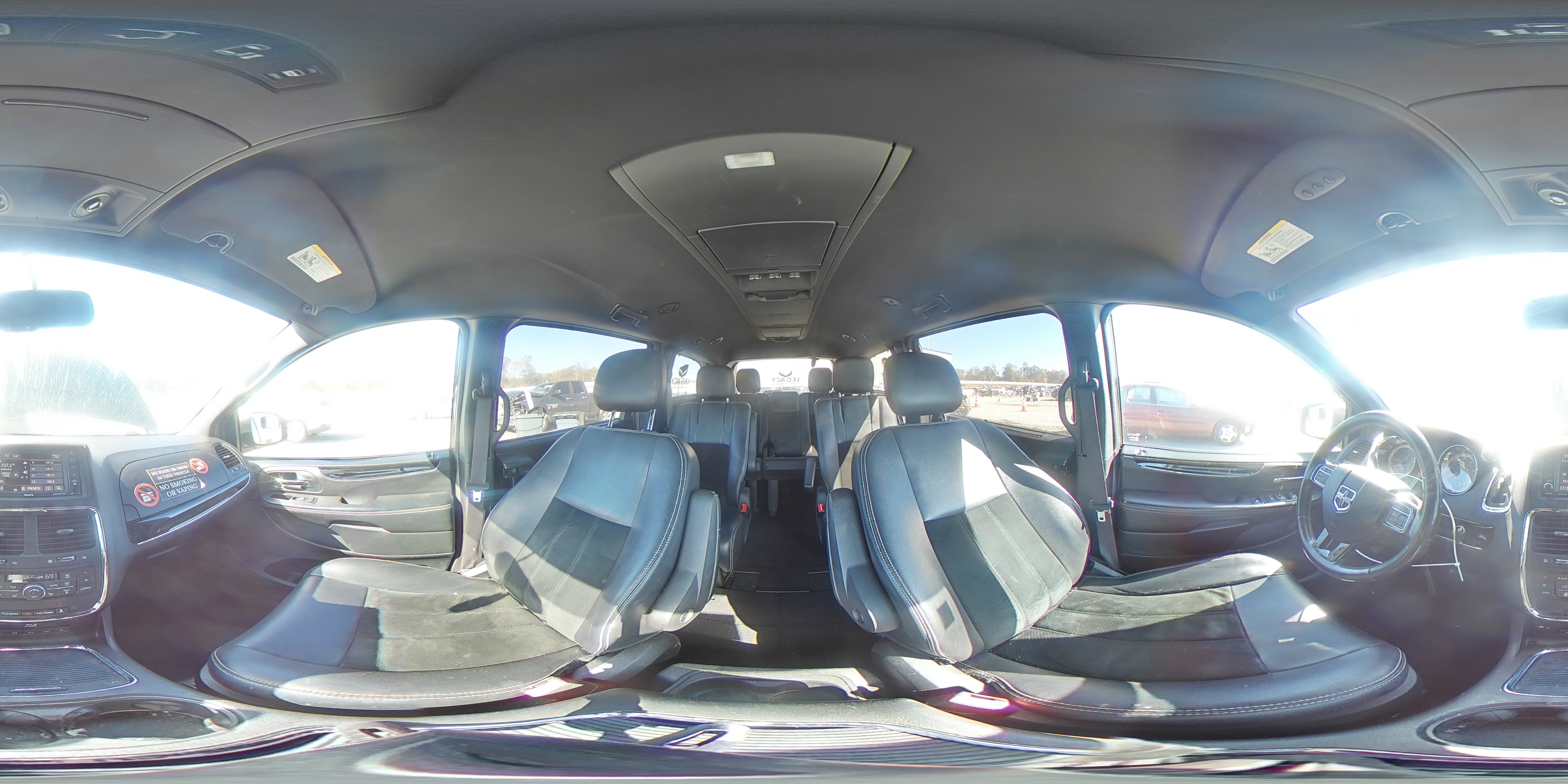 2015 Dodge Grand Caravan Sxt VIN: 2C4RDGCG2FR670791 Lot: 91233945