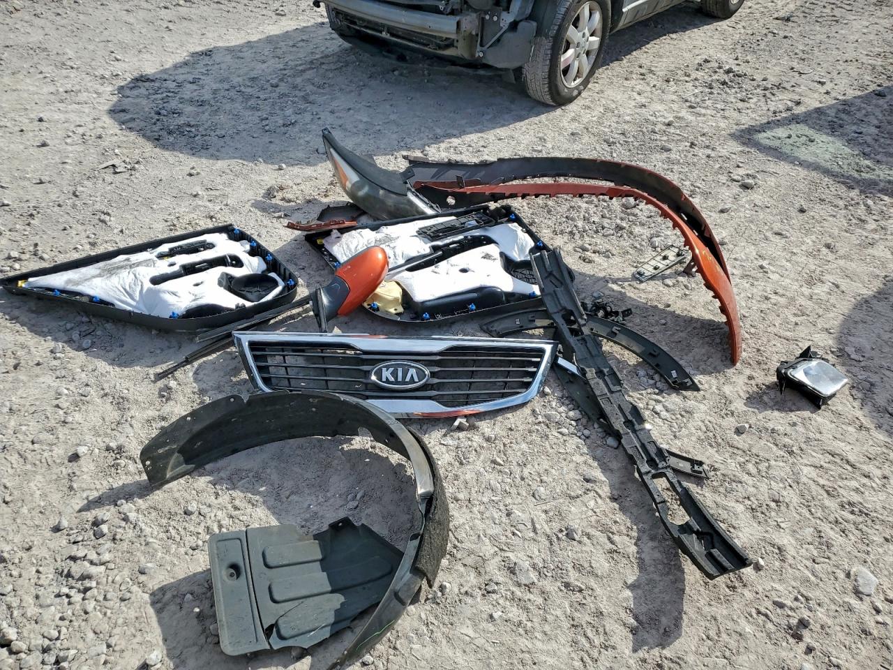 2011 Kia Sportage Ex VIN: KNDPCCA27B7163746 Lot: 94088775