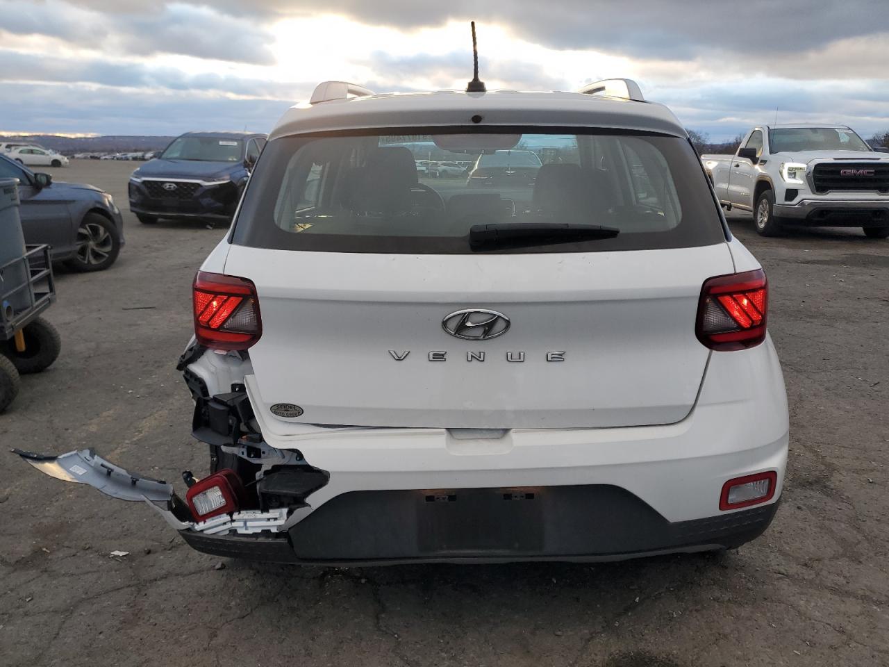 2024 Hyundai Venue Sel VIN: KMHRC8A32RU328589 Lot: 91977495