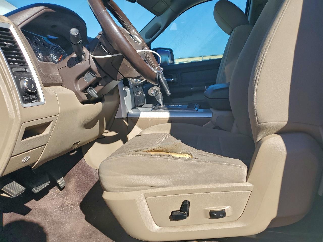 2010 Dodge Ram 1500 VIN: 1D7RB1CT7AS173295 Lot: 94498475