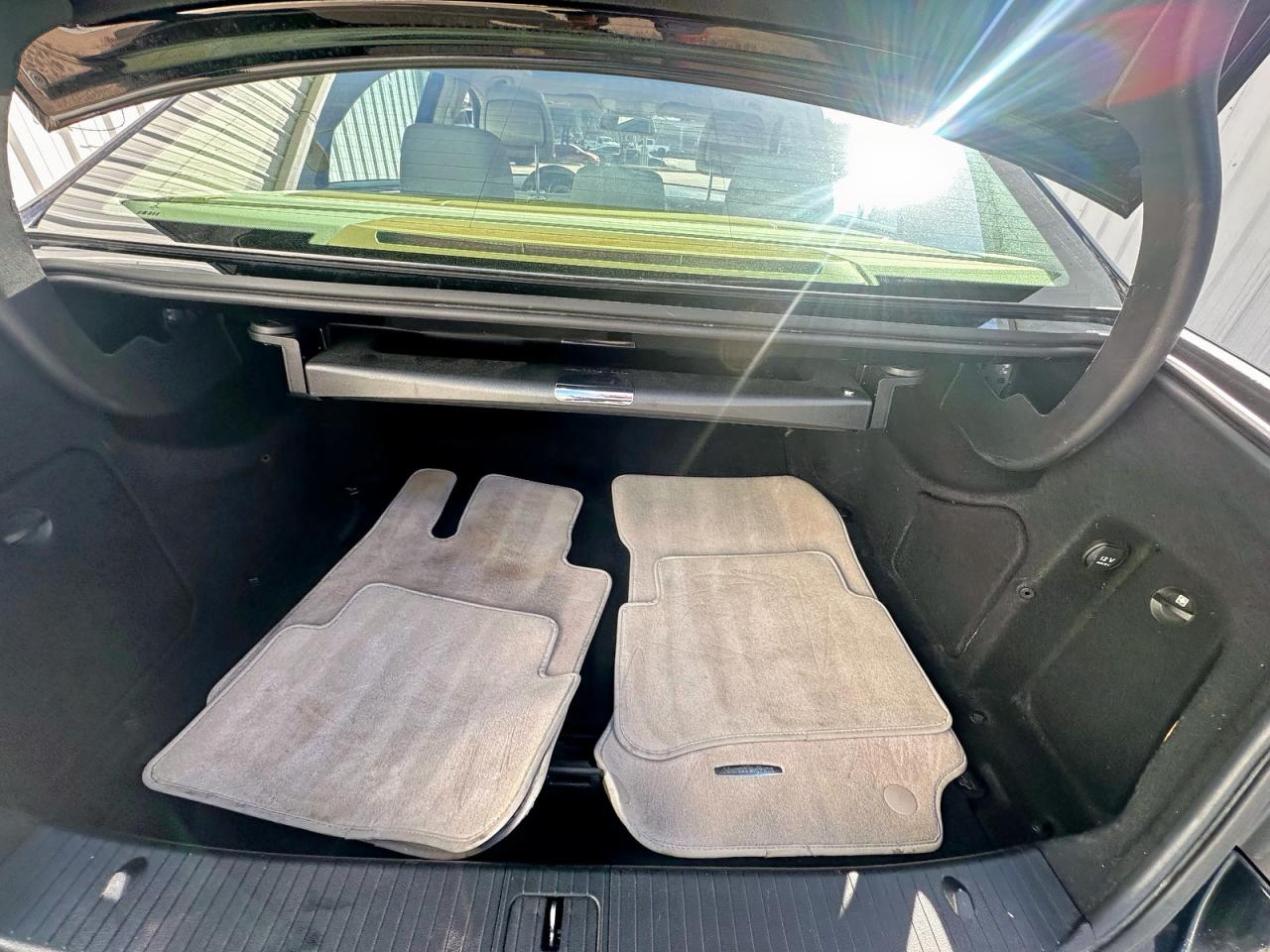 2014 Mercedes-Benz E 350 VIN: WDDHF5KB0EA969849 Lot: 93375965