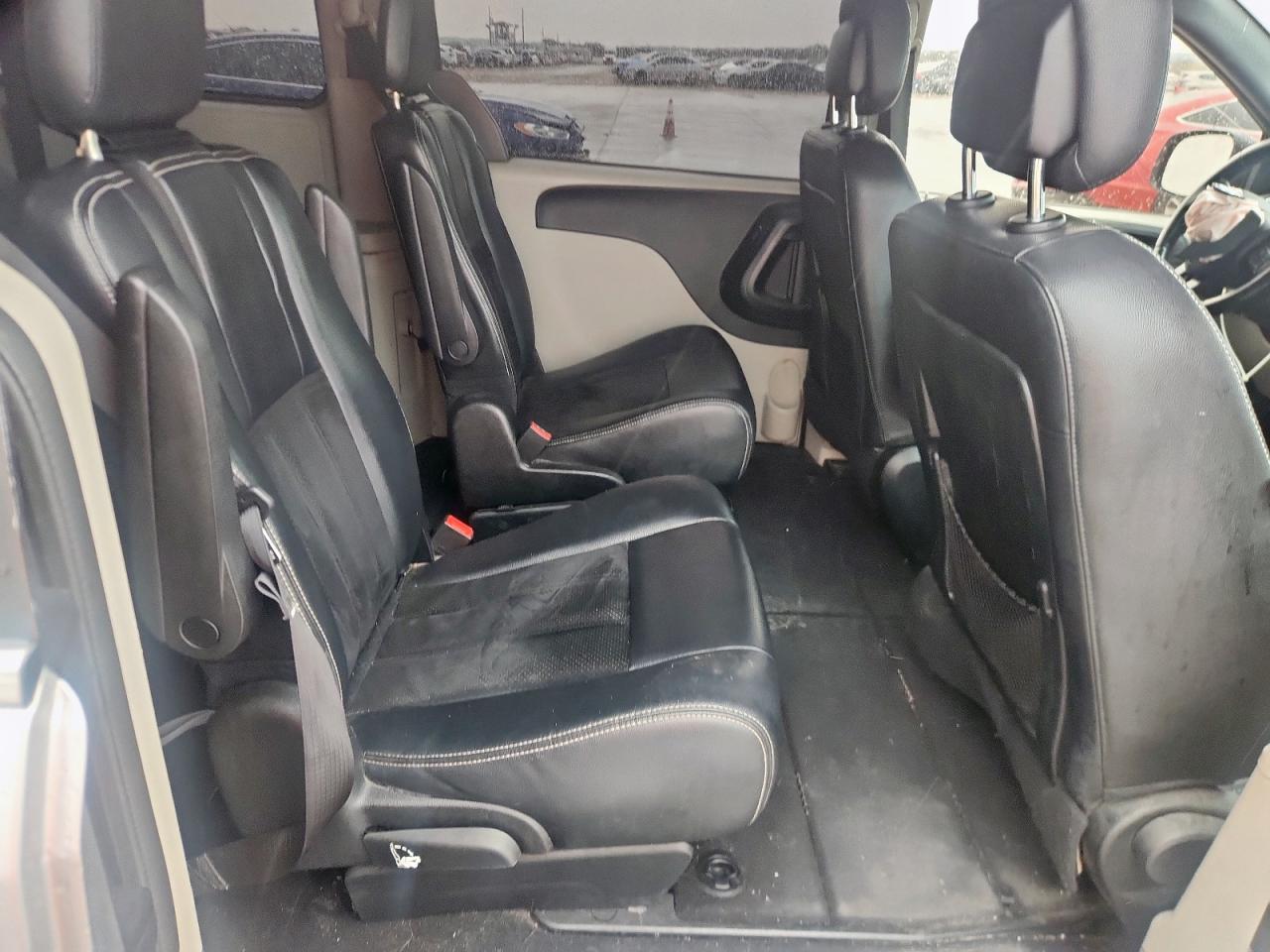 2018 Dodge Grand Caravan Sxt VIN: 2C4RDGCG7JR325989 Lot: 93733985