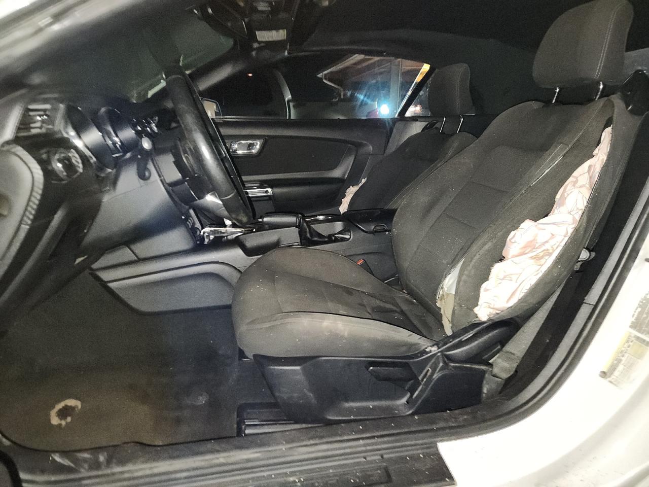 2016 Ford Mustang VIN: 1FATP8EM9G5304384 Lot: 90750785