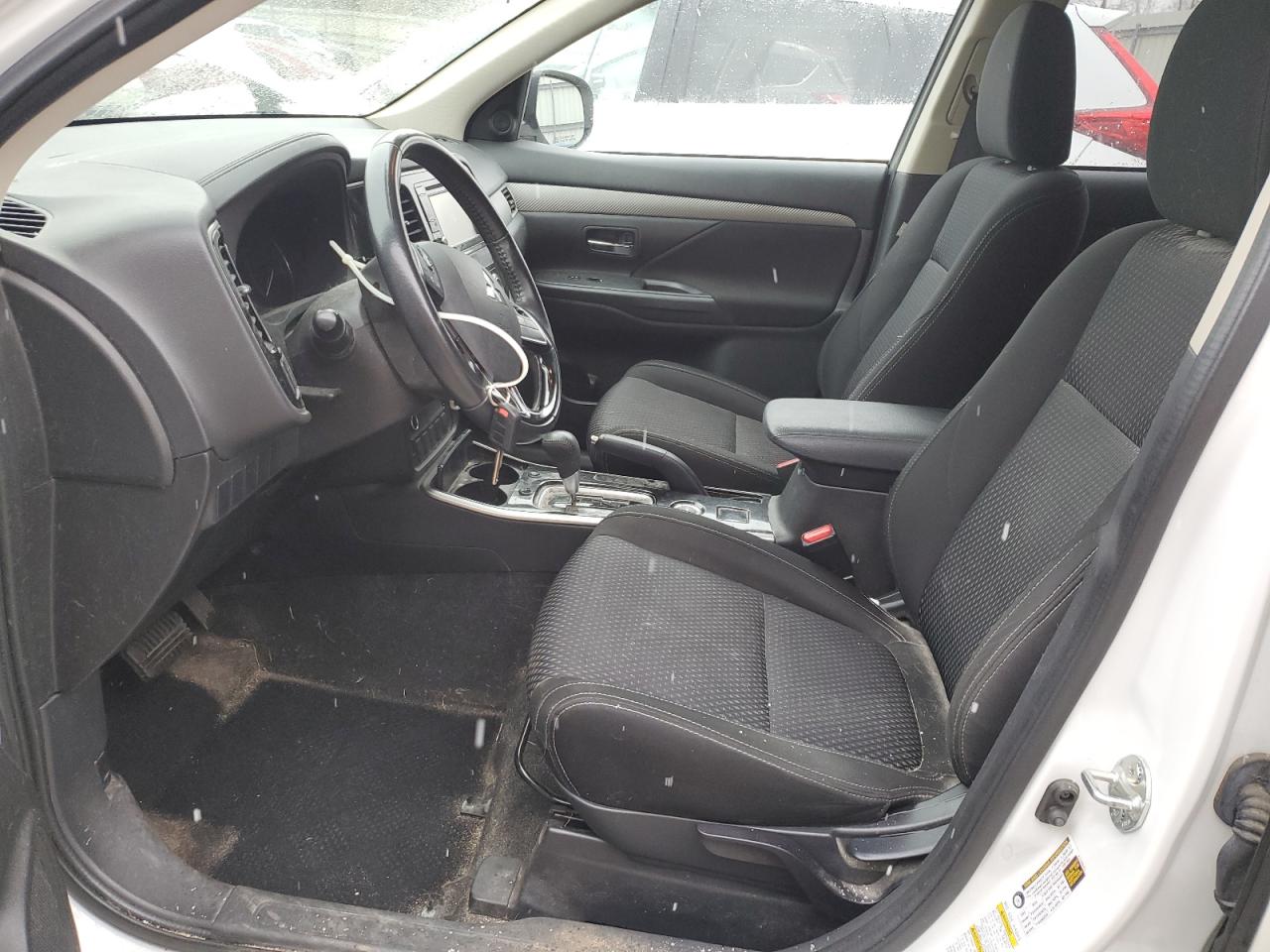 2017 Mitsubishi Outlander Es VIN: JA4AZ2A34HZ069077 Lot: 93097395