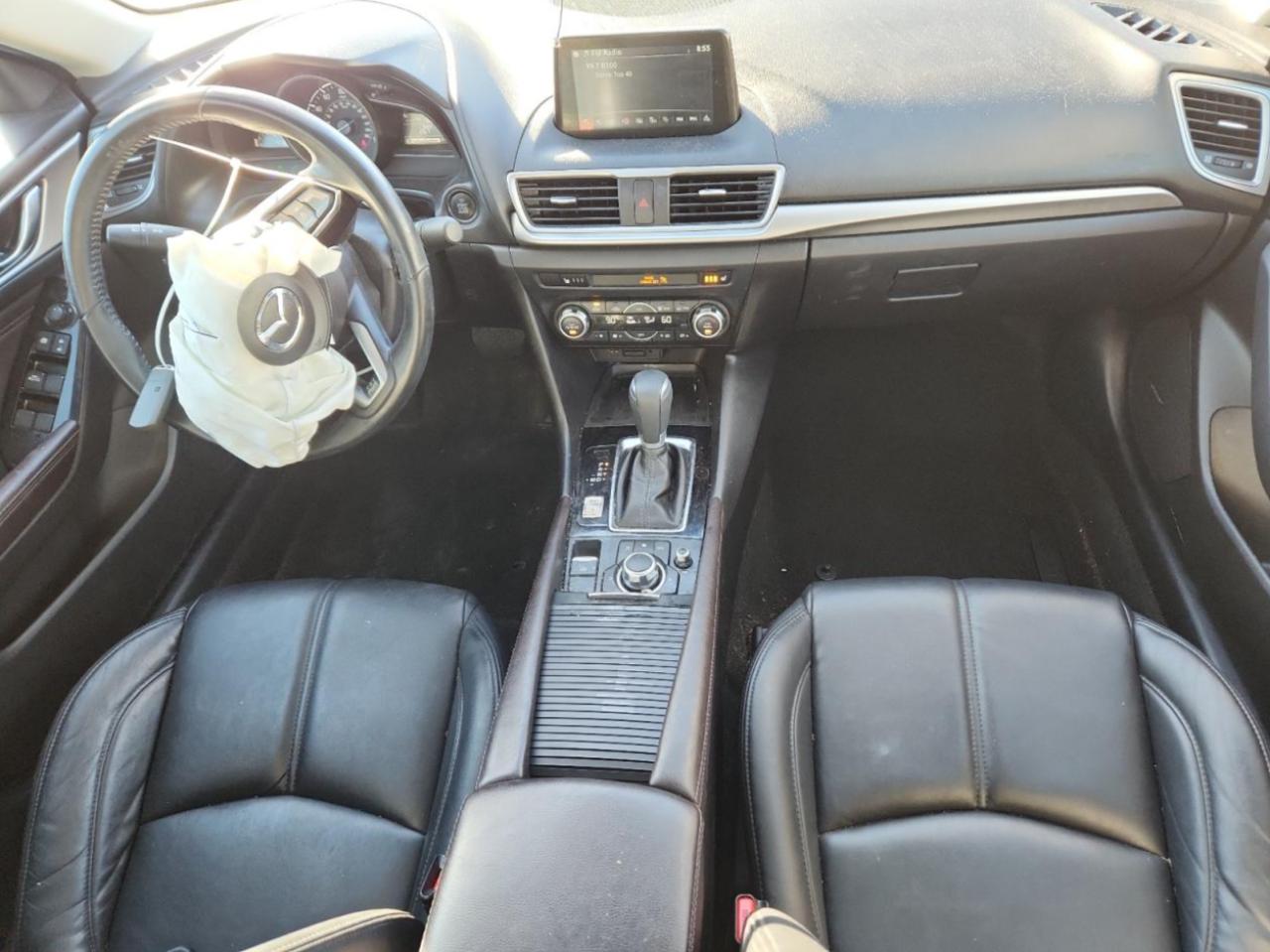 2018 Mazda 3 Touring VIN: 3MZBN1V30JM182006 Lot: 91116625