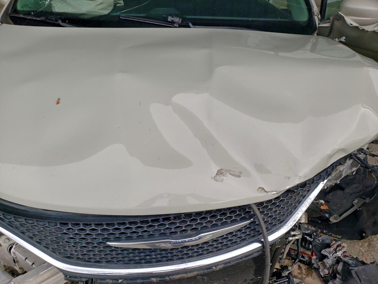 2017 Chrysler Pacifica Touring L VIN: 2C4RC1BG4HR794940 Lot: 93980245