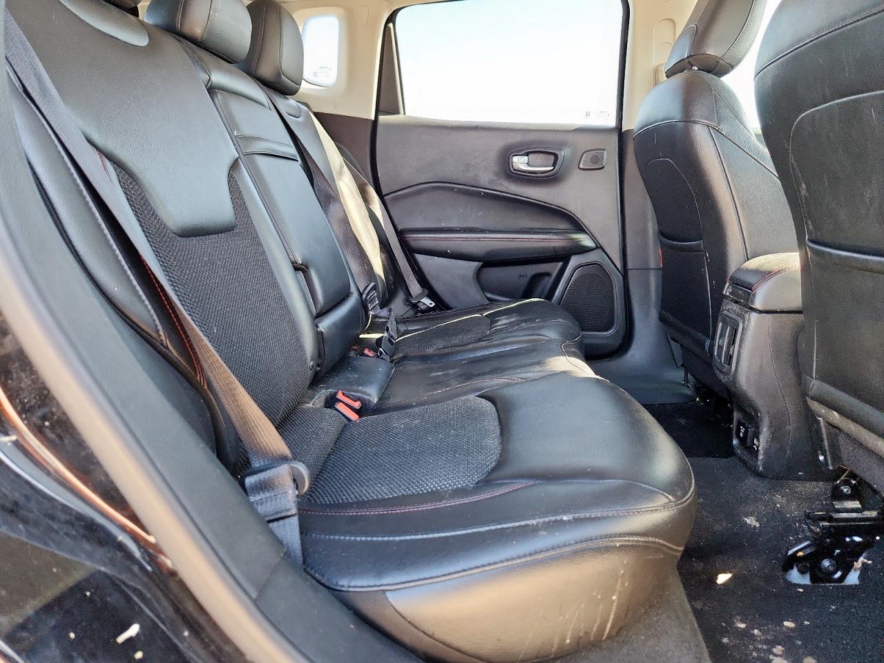 2017 Jeep Compass Trailhawk VIN: 3C4NJDDB7HT635561 Lot: 91889625