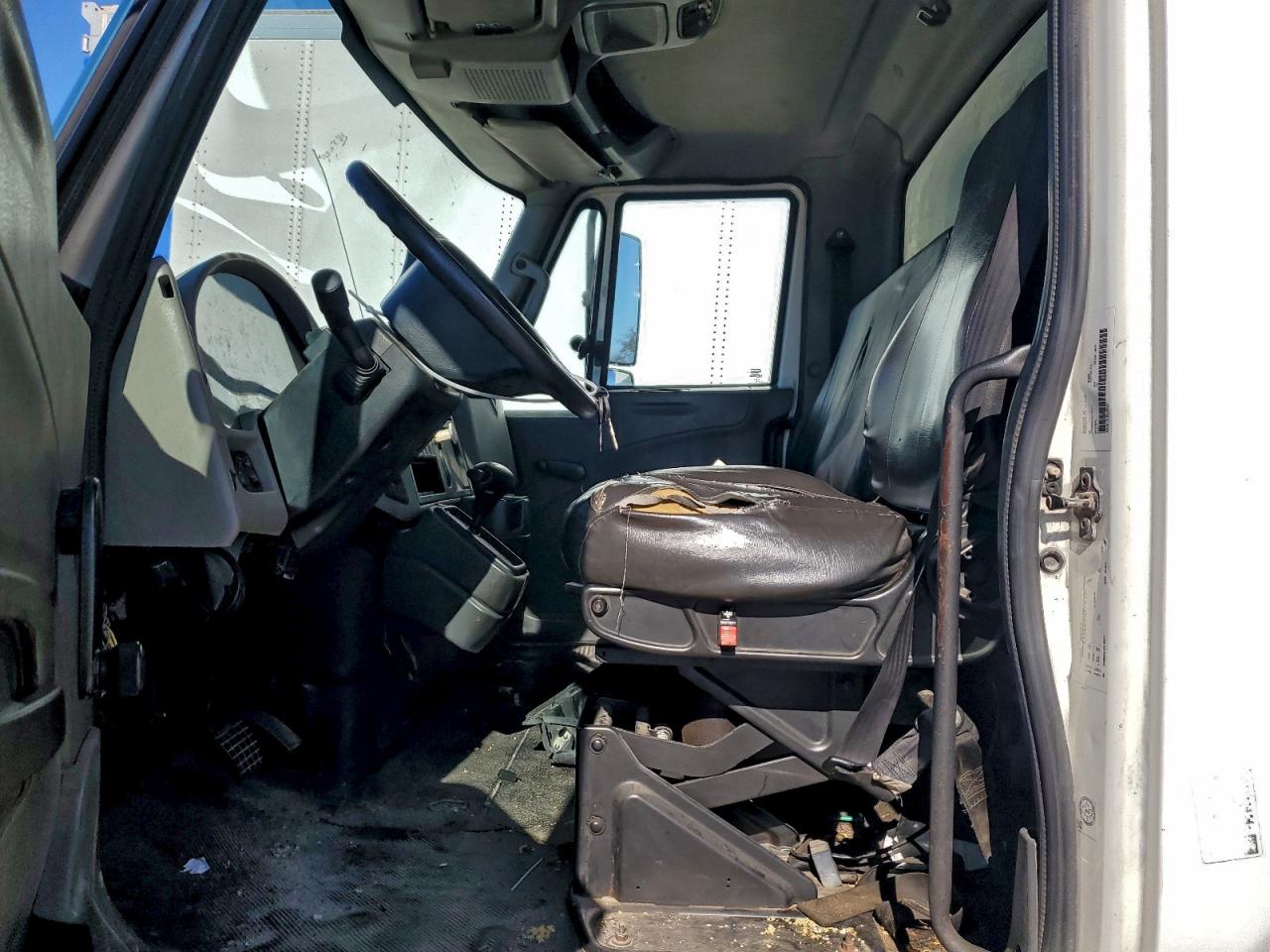 2013 International 4300 Box Truck VIN: 3HAMMAAL0DL188477 Lot: 92401385