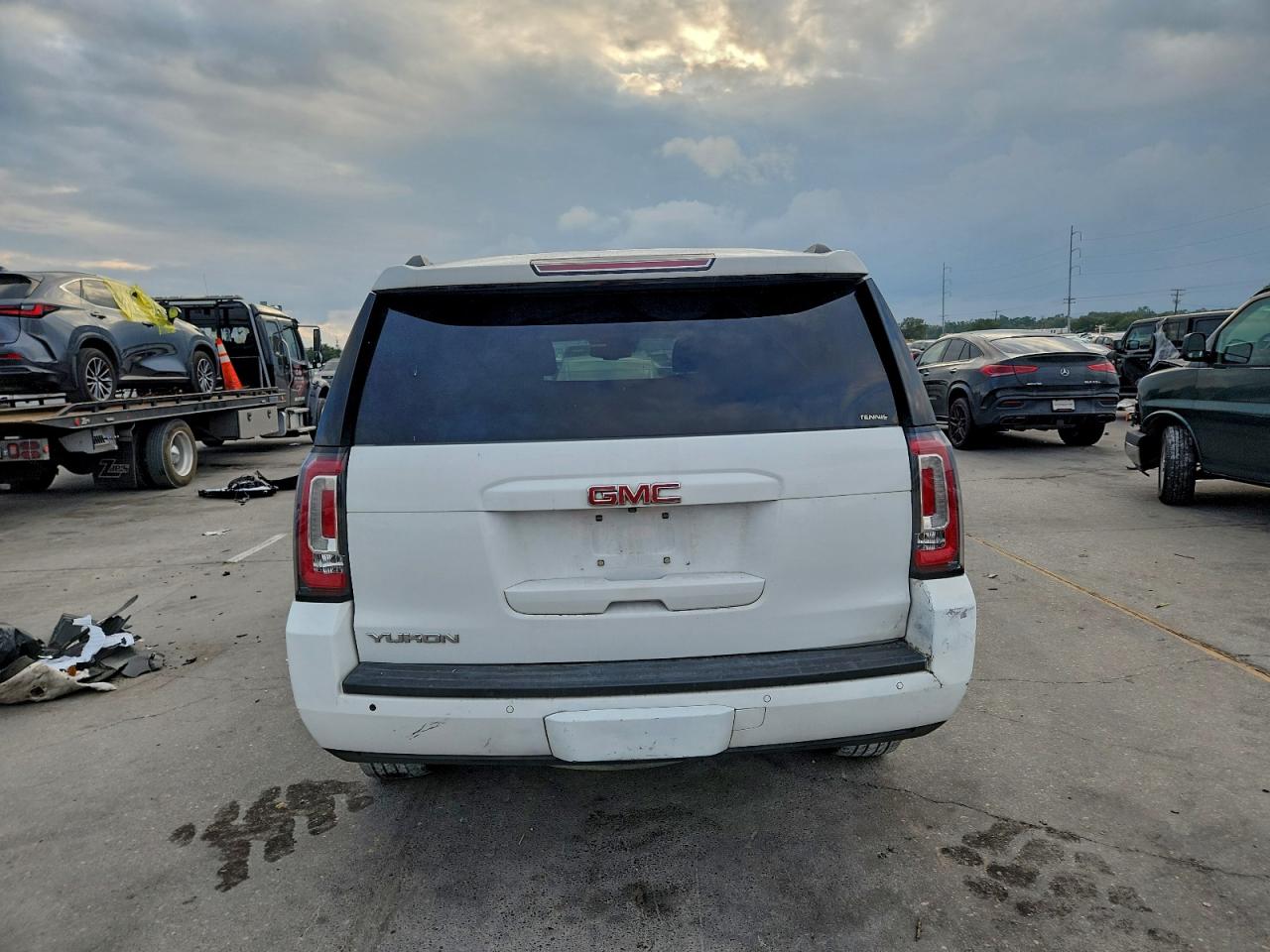 2016 GMC Yukon Slt VIN: 1GKS1BKC1GR214210 Lot: 93969065