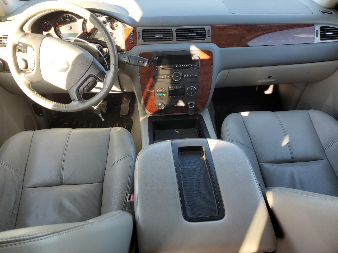 2010 Chevrolet Tahoe K1500 Lt VIN: 1GNUKBE06AR110345 Lot: 91976835