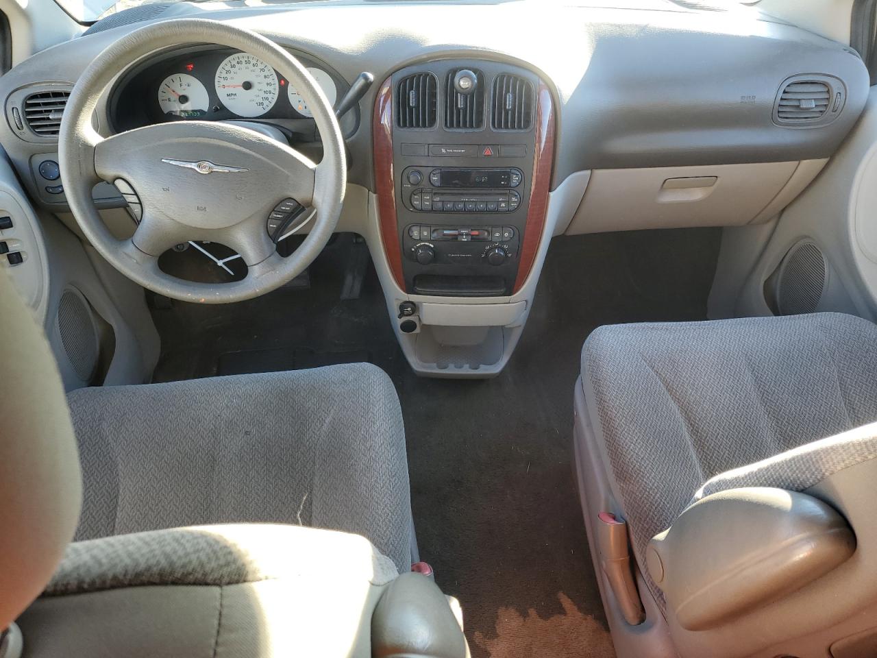 2006 Chrysler Town & Country VIN: 1A4GP45R36B660288 Lot: 91285445