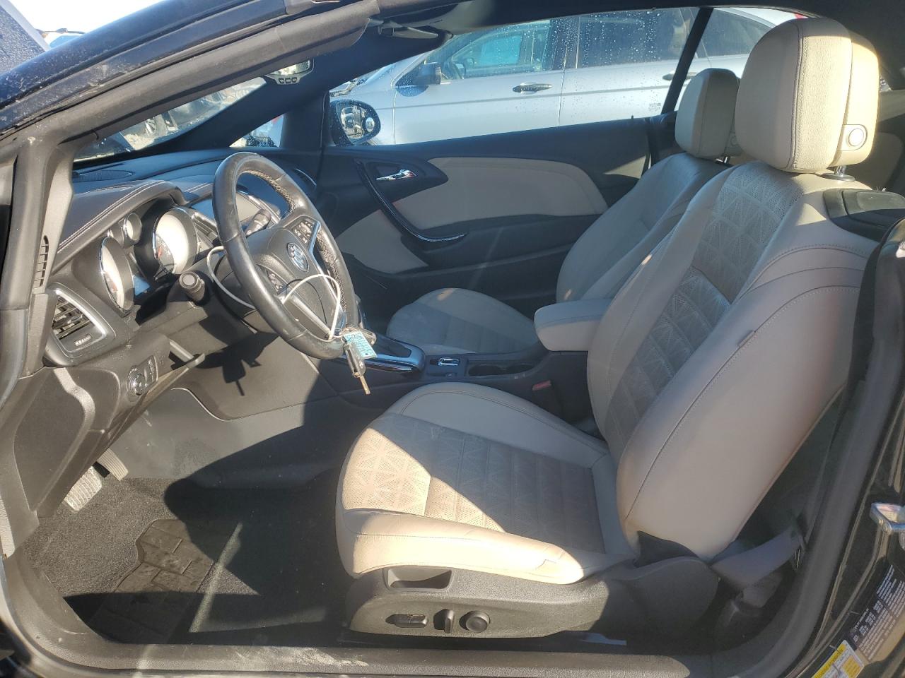 2017 Buick Cascada Premium VIN: W04WH3N5XHG147934 Lot: 92510555