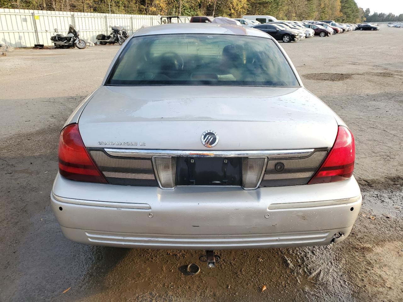 2006 Mercury Grand Marquis Ls VIN: 2MEFM75V26X640294 Lot: 93200365