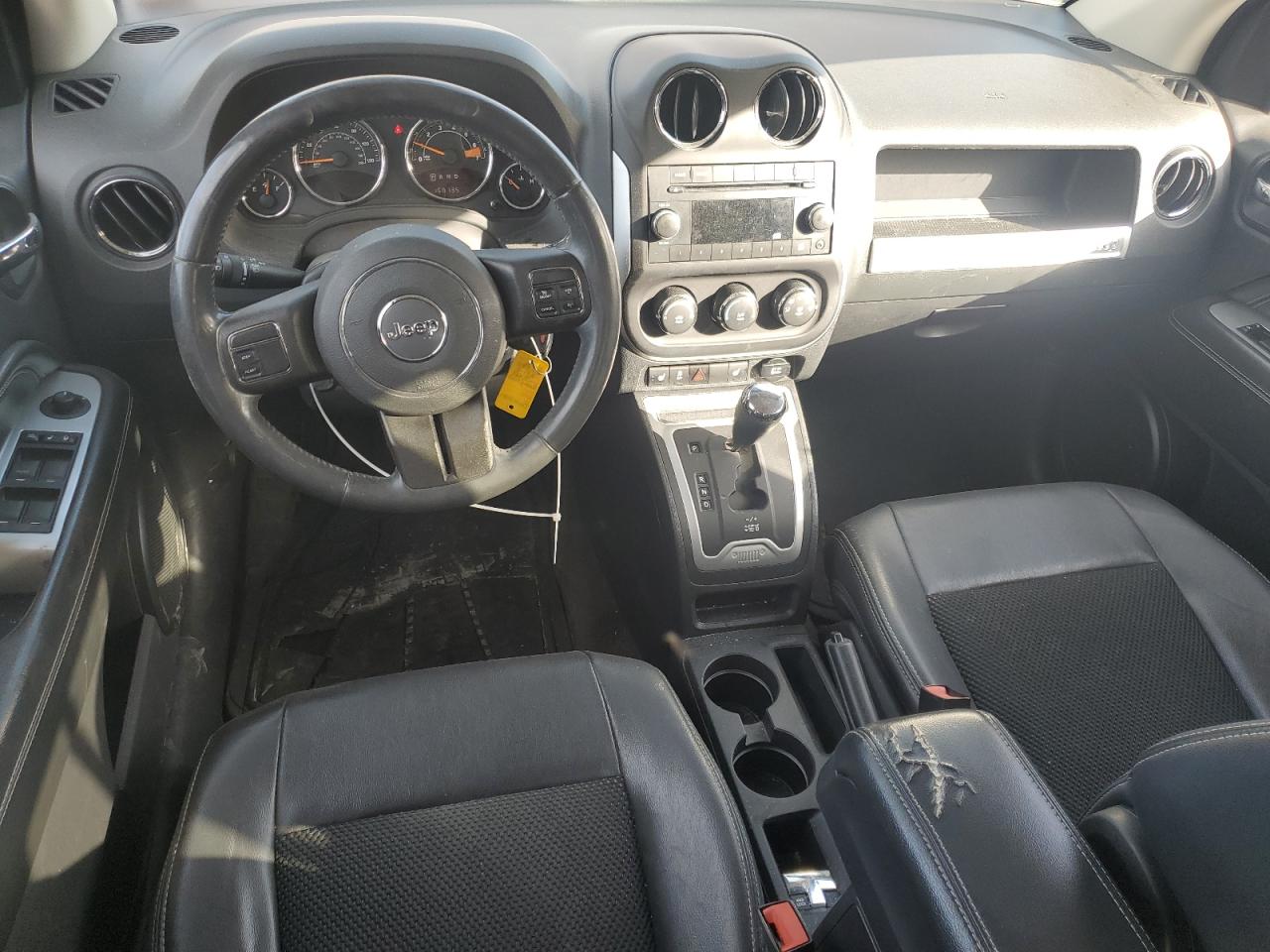 2014 Jeep Compass Latitude VIN: 1C4NJDEB3ED762324 Lot: 92897505