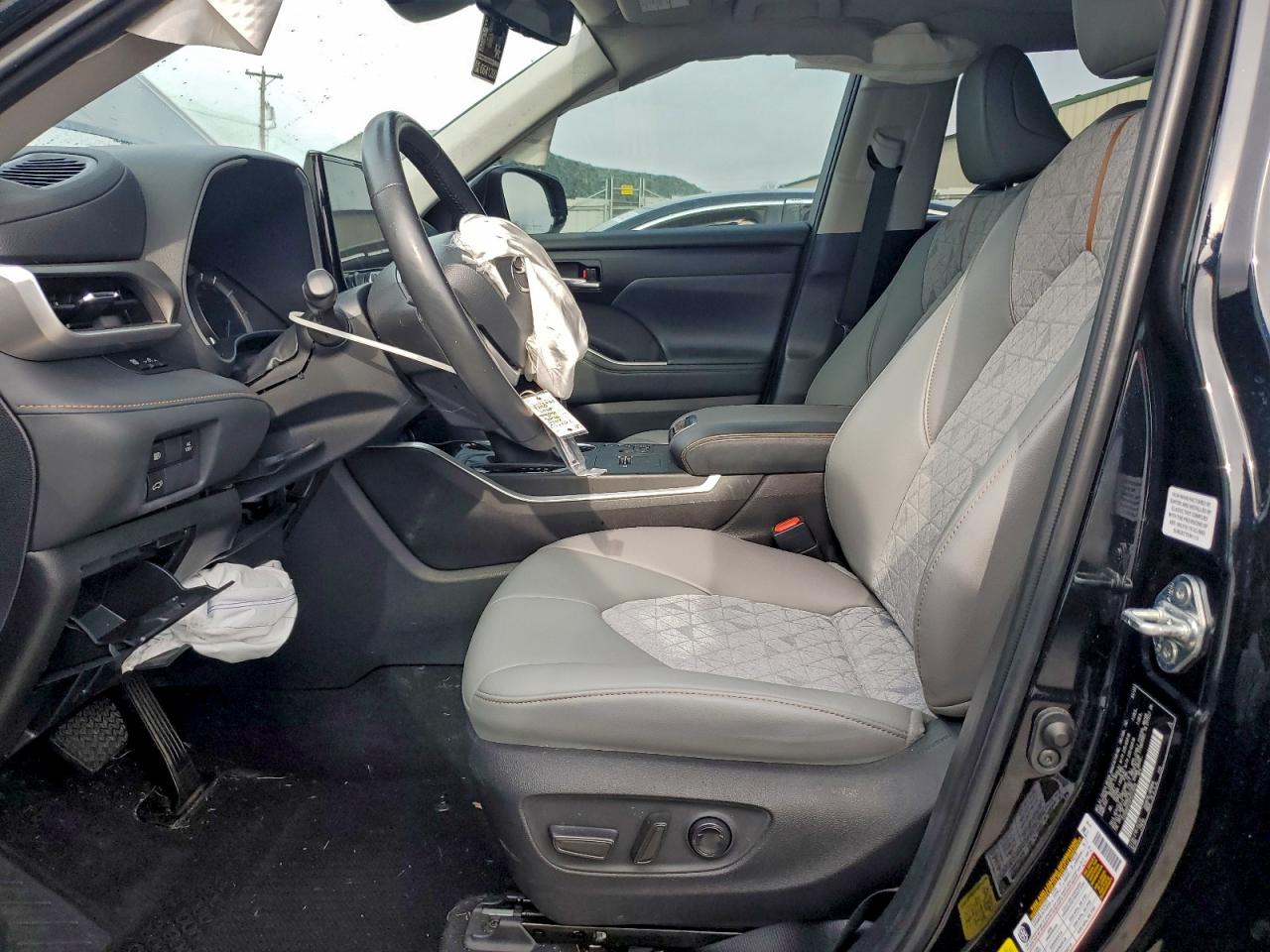 2023 Toyota Highlander Hybrid Bronze Edition VIN: 5TDABRCH5PS572659 Lot: 93814305