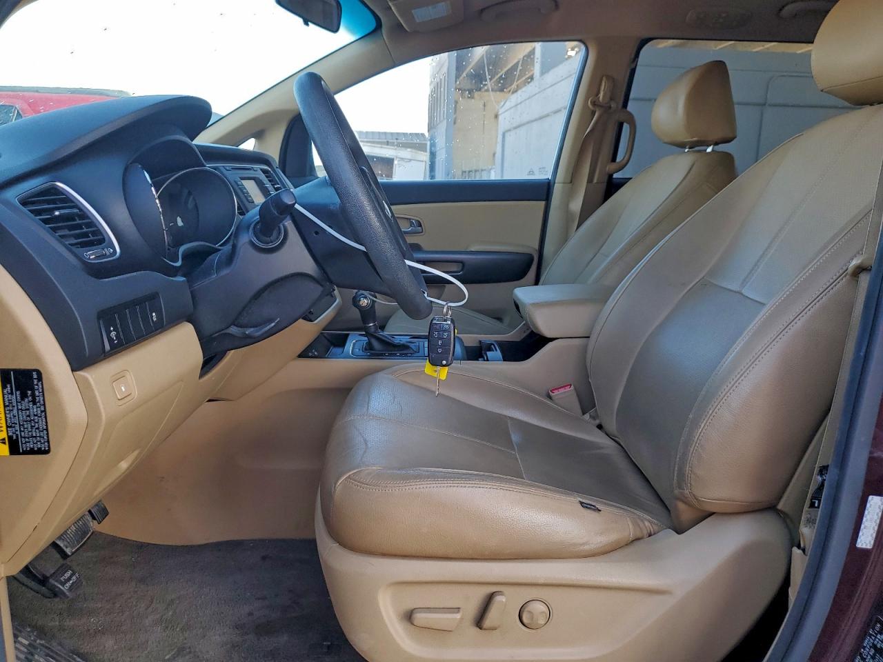 2017 Kia Sedona Lx VIN: KNDMB5C11H6218048 Lot: 93703975